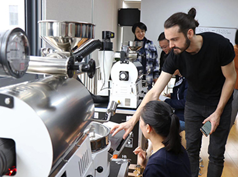 What are the flavors of Italian coffee